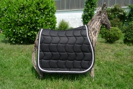 Schabracke schwarz, 2 Zierkordeln wei/silber, schwarze Borde