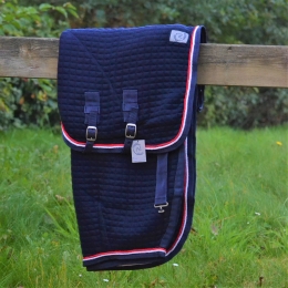 Thermatexdecke dunkelblau, 2 Zierkordeln rot/wei, blaue Borde