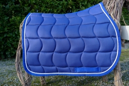 Schabracke royalblau, weie Zierkordel, royalblaue Borde